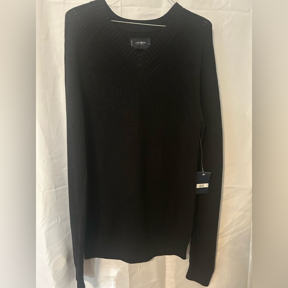 Lucky black Sweater